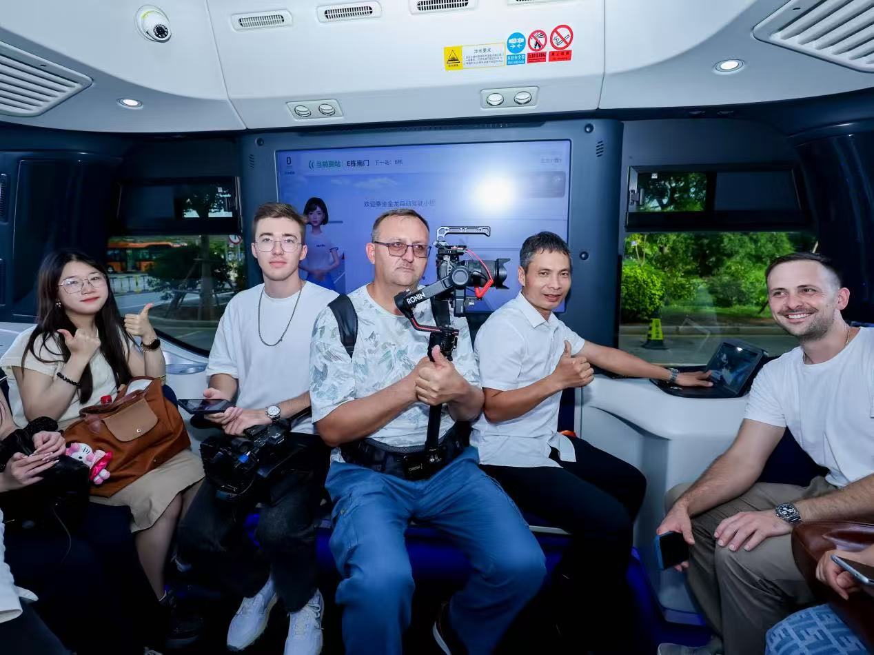 1757665255679 3a6c22d17aa2d552a715c291cc38c16f